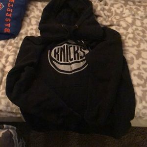 Men’s small Knicks hoodie
